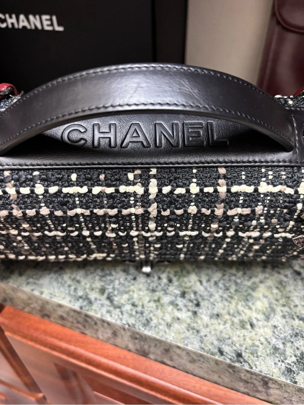 CHANEL classic flap